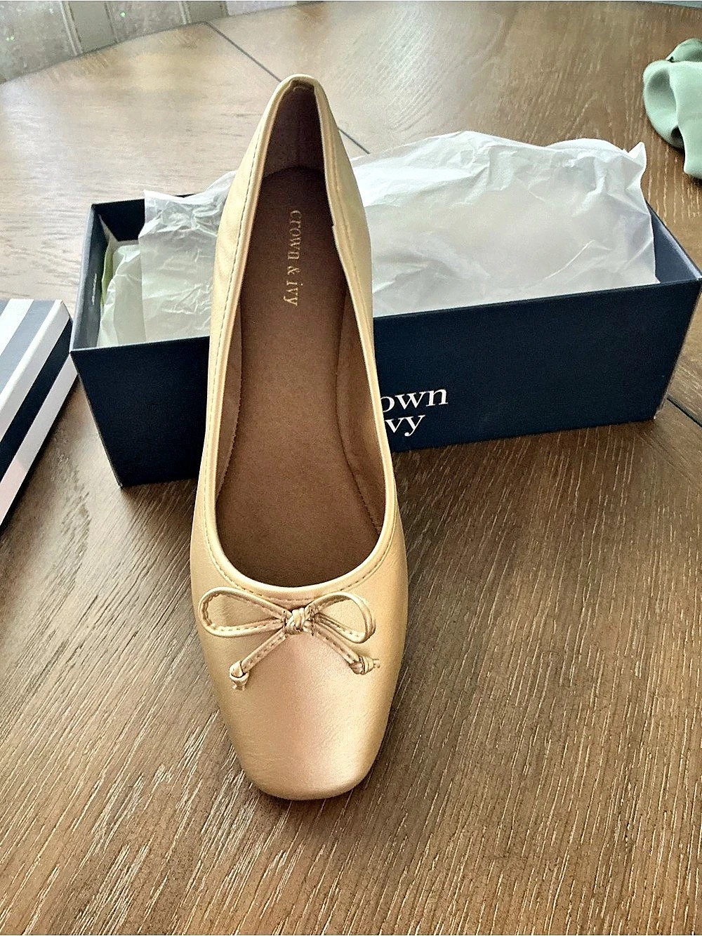 Crown & Ivy Beale Ballet Flat Gold Bow US 9.5 W